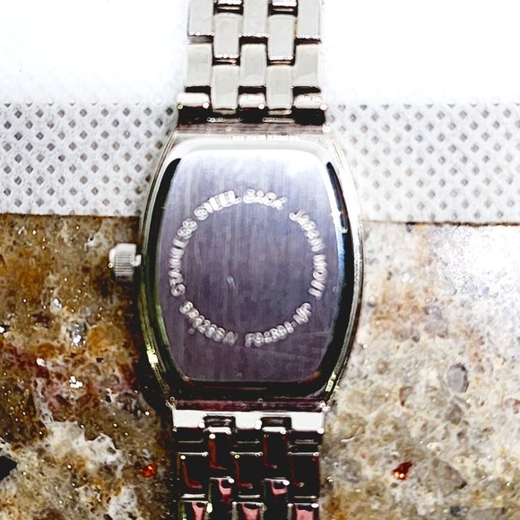 Ladies Japanese Movmt Quartz battery watch w/crystal halo 12hr pearlized face 7" - Picture 6 of 6